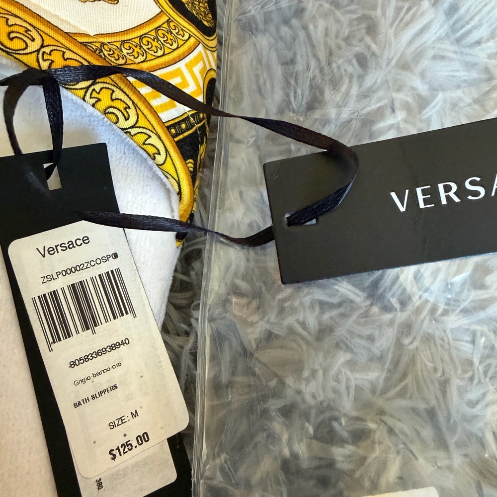 Versace Baroque Medusa Bath Slippers Size M White Gold Greek Key Like New - Picture 6 of 7